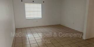 3828 Lakeshore Drive Gallery 6