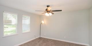 1014 Douglas Avenue Gallery 20