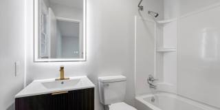 Spacious 3 Bed / 3 Bath Home in Valley View School District! Gallery 8