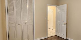 FOR RENT 5 bedroom, 3 bathrooms, 2 car garage home near UF. Gallery 22