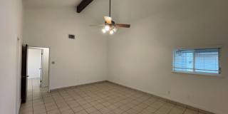 3/2 Southside 1800 sqft, pet friendly, enclosed yard Gallery 31