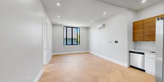 Spacious modern 2 bed in Newton available NOW! Gallery 3