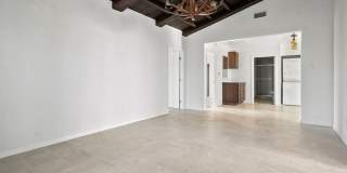 2370 Pine Gallery 3