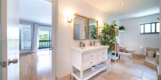 330 SW 133rd Pl Gallery 41