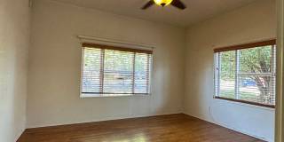 1115 S Maple Gallery 30