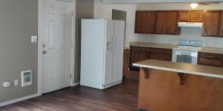 3213 Center Street NortheastUnit A Gallery 1