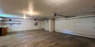 Tri-Level Spring Blvd Home Gallery 70