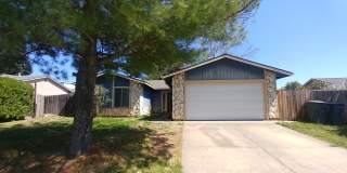 House: 3 Bedroom / 2 Bathroom - Loomis  (COMING SOON!!) Gallery 1