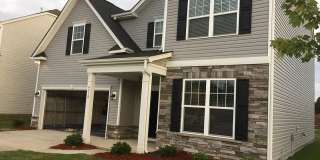Room in 4 Bedroom Home in Denver NC Gallery 1