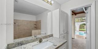 10251 NW 39th Ct Gallery 20