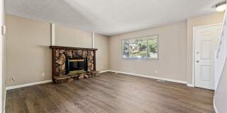Near Downtown Castle Rock location with No HOA and HUGE YARD Near Downtown Castle Rock location with No HOA and HUGE YARD Gallery 12