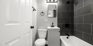 1030 E 47th St Gallery 44