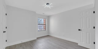 1955 N Hicks Road Gallery 14