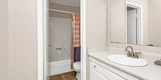 2 Story townhome Located off S Flannery Gallery 6