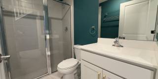 Stylish 3-Bed, 3-Bath Townhouse Oasis in Riviera Beach Gallery 8