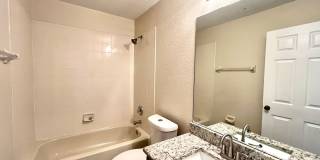 3 Bedroom, 2.5 Bathroom 2-Story Townhouse in Gated Community - Kissimmee Gallery 17