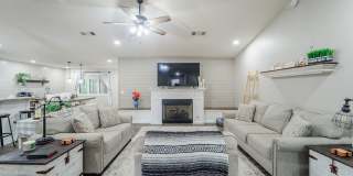 Charming 4 bedroom, 3 bathroom with lots of outdoor living space. Gallery 3