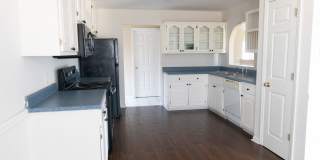 Five Bedroom Home with attached garage-Available Now!!!! Gallery 3