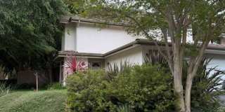 Three bedroom two and a half bath Condo Gallery 1