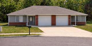 One-Level Living | 2 Bed, 2 Bath Duplex Gallery 1