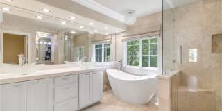 1944 Granemore Street Gallery 24