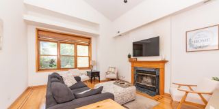 1940 West Diversey Parkway Gallery 4