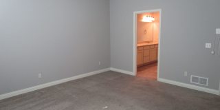 Huge 3BR/3BA Villa at Boulder Springs - Available July!! Gallery 20