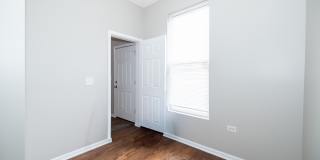 4326 S CALUMET Avenue Gallery 10