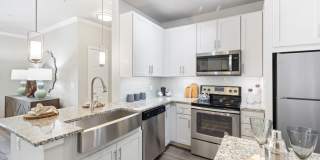 Arrowhead Summit Apartment Homes Gallery 12