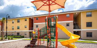 Regency Palms Apartments - Affordable Housing Gallery 6