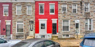 2533 W LOMBARD Street Gallery 1