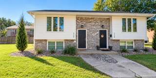 Charming 2-Bedroom, 1.5-Bath Townhome Located in West Wichita, KS. Gallery 1