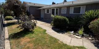 3 Bedroom on Large corner lot! 3 Bedroom on Large corner lot! Gallery 36