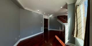 Charming 2Bed/2.5Bath in Washington Vilage - Extra Space in the Basement Gallery 6