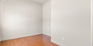 Grand 4-Bedroom San Leandro Home w/ Custom Upgrades Grand 4-Bedroom San Leandro Home w/ Custom Upgrades Gallery 38