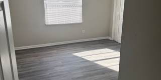 Spacious 4 Bed Condo Gallery 4