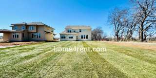 Nearly New Luxury Home in Blue Valley Schools! Gallery 65