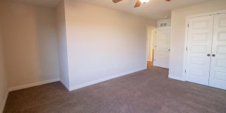 Beautiful 4 Bedroom Duplex Gallery 28