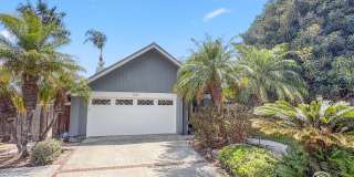 SD: Stunning 4BD/3BA Home in Vista with Panoramic Views, Private Balcony & Large Yard Gallery 1