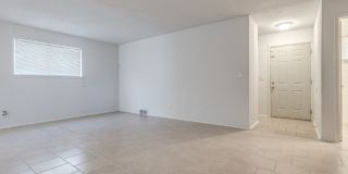 Updated in NE OKC for rent! Minutes to Broadway Extension/235 and Downtown! Gallery 5