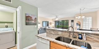 Furnished Ground Floor Corner Unit - Palm Harbor! Gallery 15