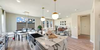 131 N Un St Gallery 26