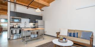 Sunshine Apartments Gallery 9