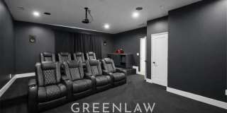 2785 Memorial Drive SE Gallery 26