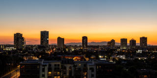 1040 E OSBORN Road Gallery 26