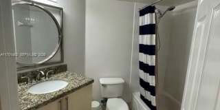 2119 SE 10th Ave Gallery 14