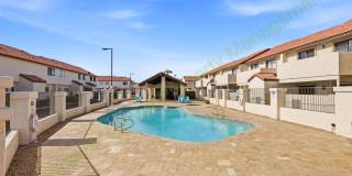 Charming Townhome Living in the Heart of Chandler – Community Pool & Prime Location! Gallery 3