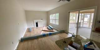 Beautiful Brick front Colonial Gallery 4