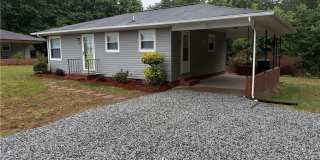 204 Willow Creek Road Gallery 1