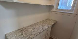 Large 3-bed/1-bath Apartment in the Heart of Rogers Park! Gallery 14